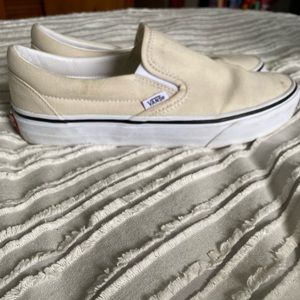 Vans slip on